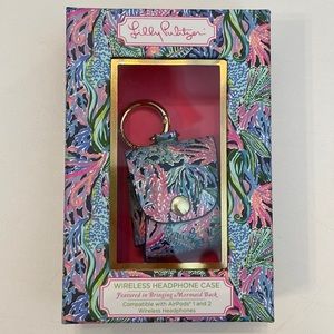 Lilly Pulitzer wireless headphone case